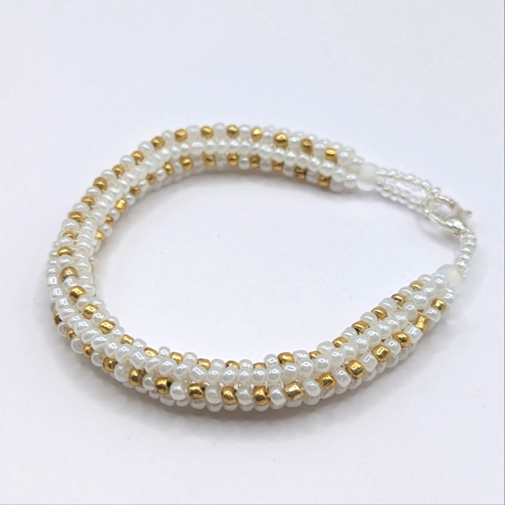 Beaded bracelet